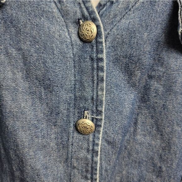 Vintage ON THE VERGE Top - Picture 4 of 9